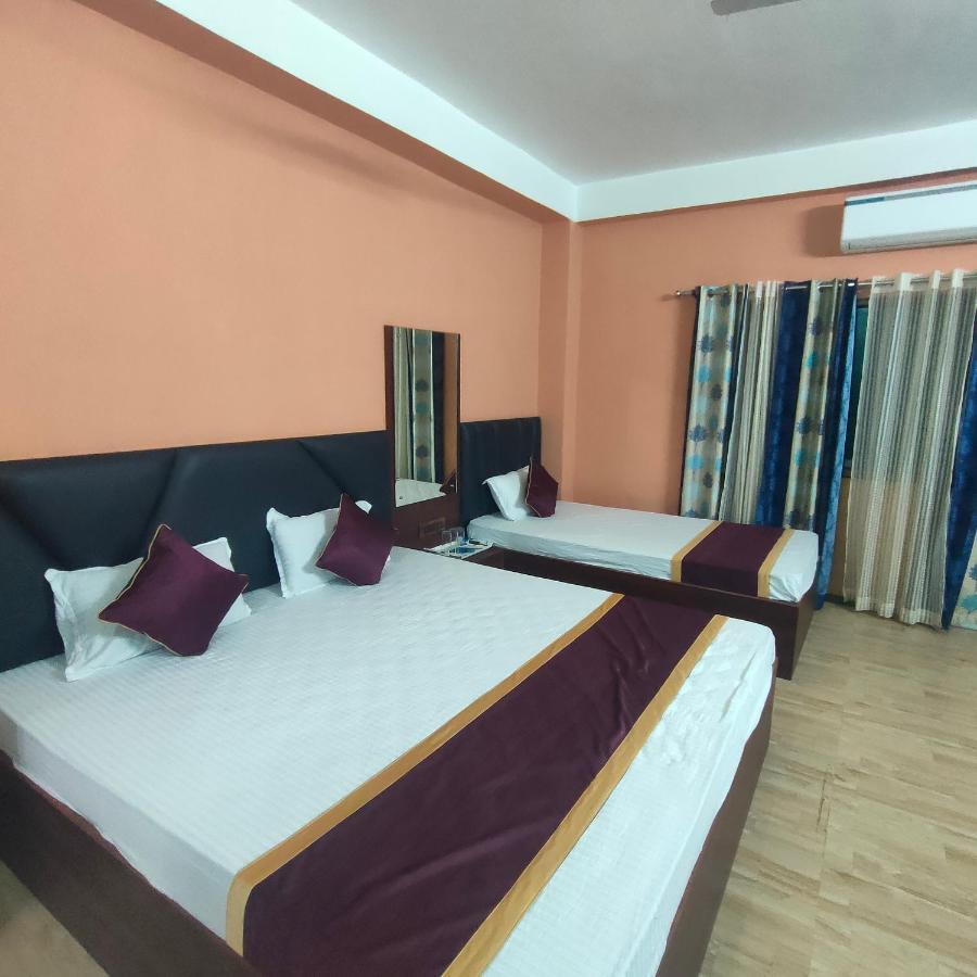 Krishna Shree Residency Hotel Guwahati Ngoại thất bức ảnh